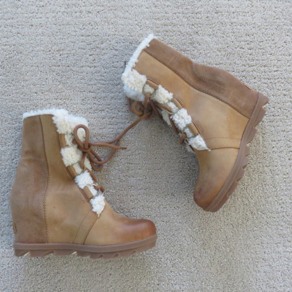 Sorel Joan of Arctic Boots Shearling  7 38 - Picture 2 of 5